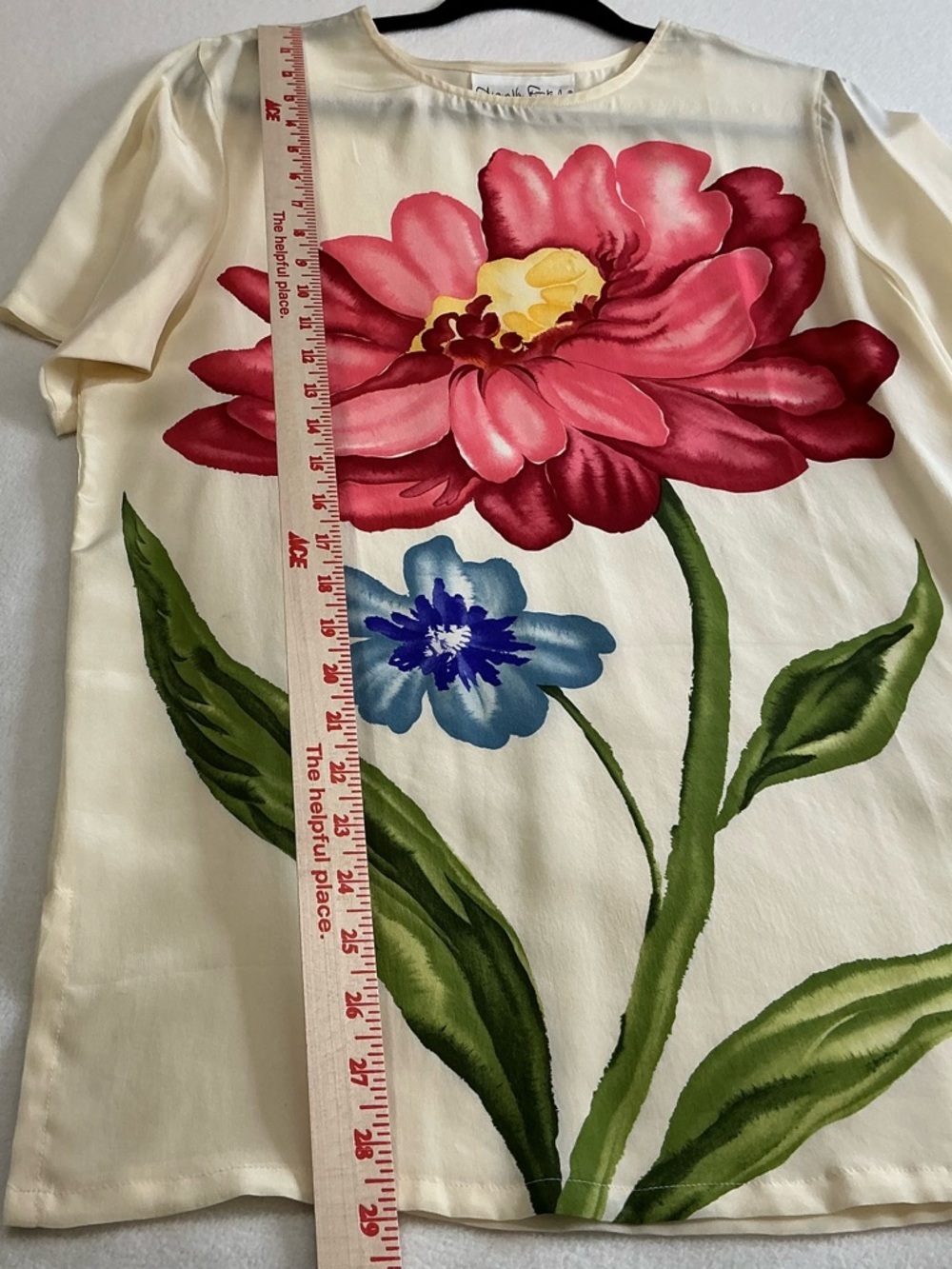 Diane Von Furstenberg Cream Silk Blouse Kentucky derby anyone? - Picture 9 of 12